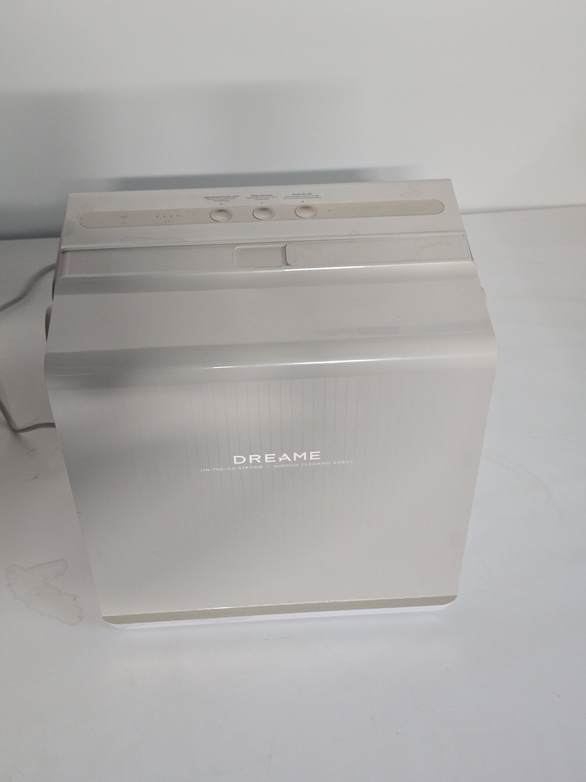 Resigilat - Robot de curățare a geamurilor Dreame E1 Station S Kit, 8000 Pa, alb