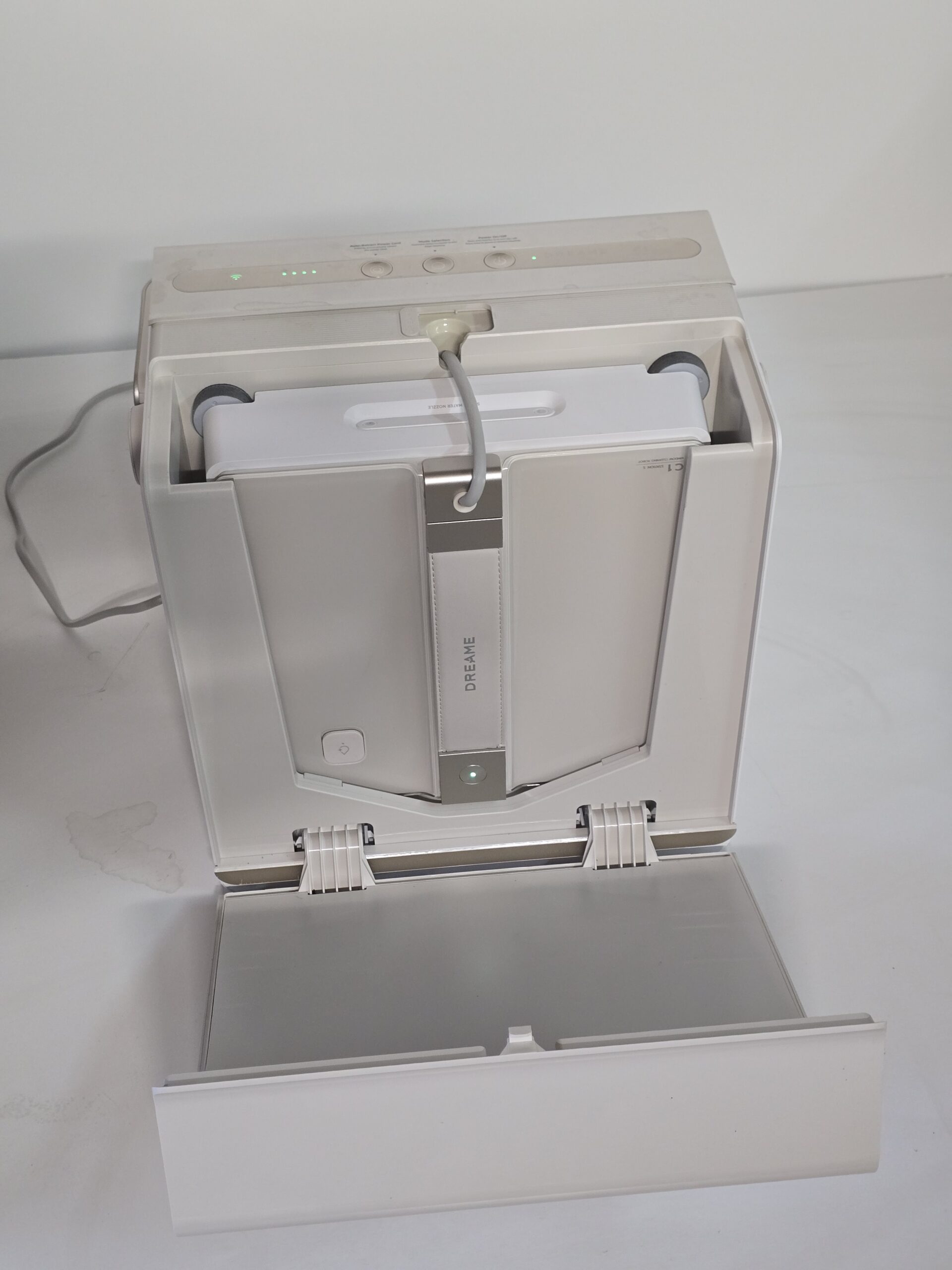 Resigilat - Robot de curățare a geamurilor Dreame E1 Station S Kit, 8000 Pa, alb