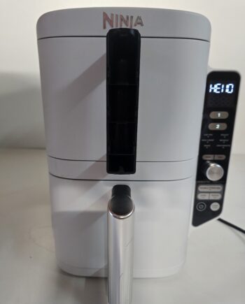 Resigilat - Friteuza cu aer cald Ninja Double Stack XL SL400EUWH, 2470W, 9.5L, interval temperatura 40 - 240 °C, 6 functii de gatit, doua zone de gatit suprapuse, alb