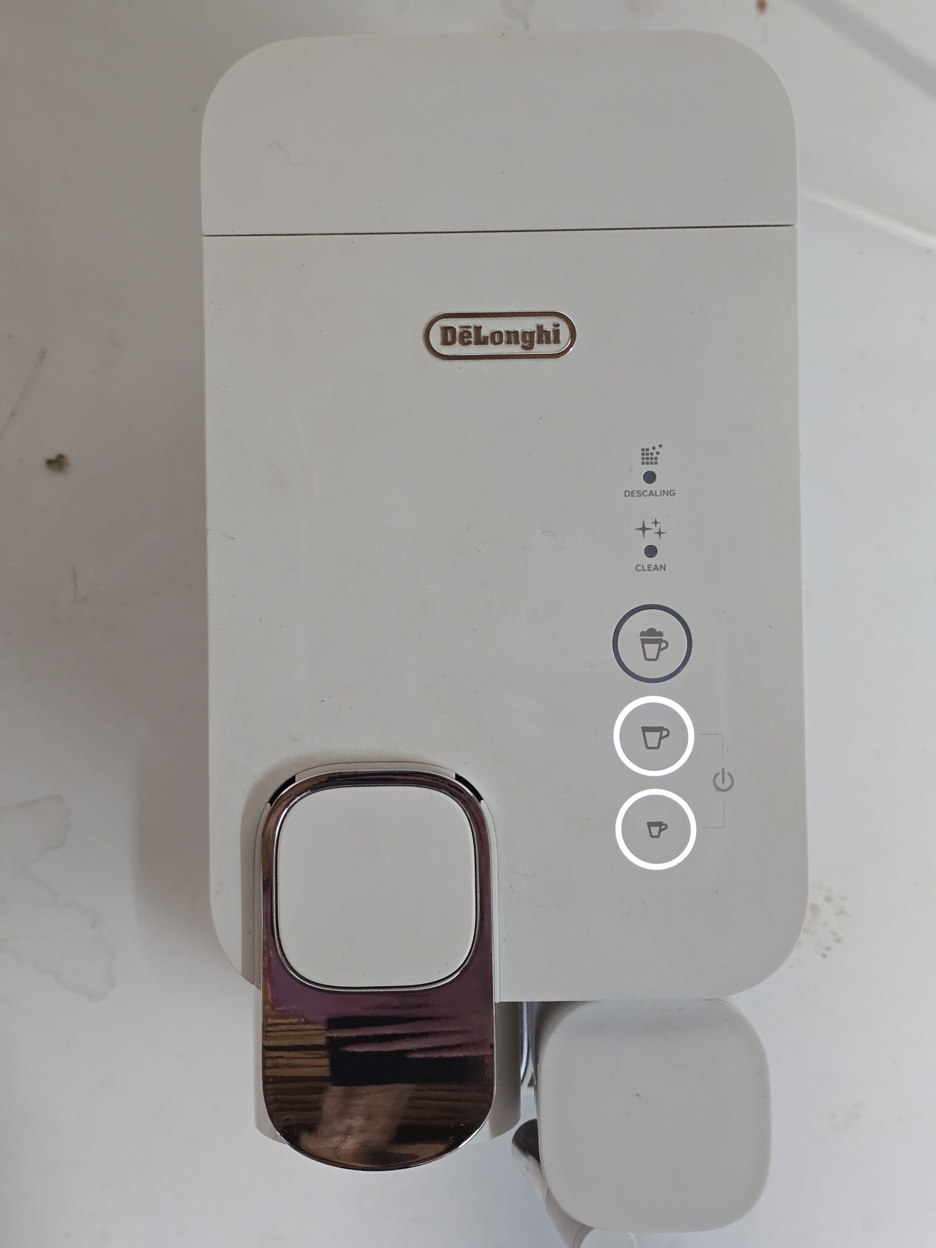 Resigilat - Espressor Delonghi EN510.W Nespresso Alb 1400 W 19 bari Capsule